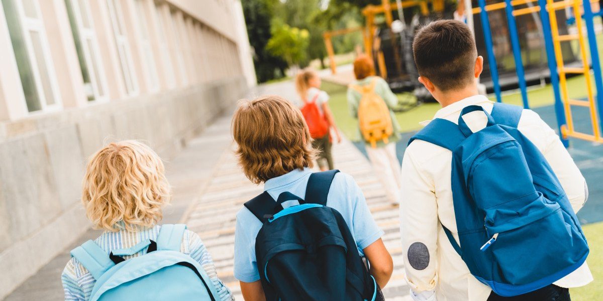 Vacanța de Paște din 2026 începe sâmbătă, 4 aprilie, și se va încheia marți, 14 aprilie, conform calendarului oficial stabilit de autorități