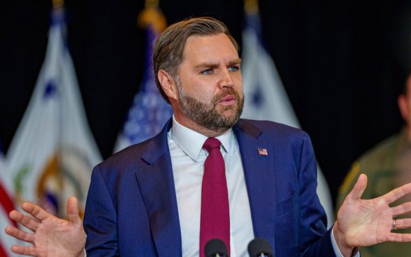 Vance, după Donald Trump, îl atacă pe Papa Leon: „Să tacă din gură”