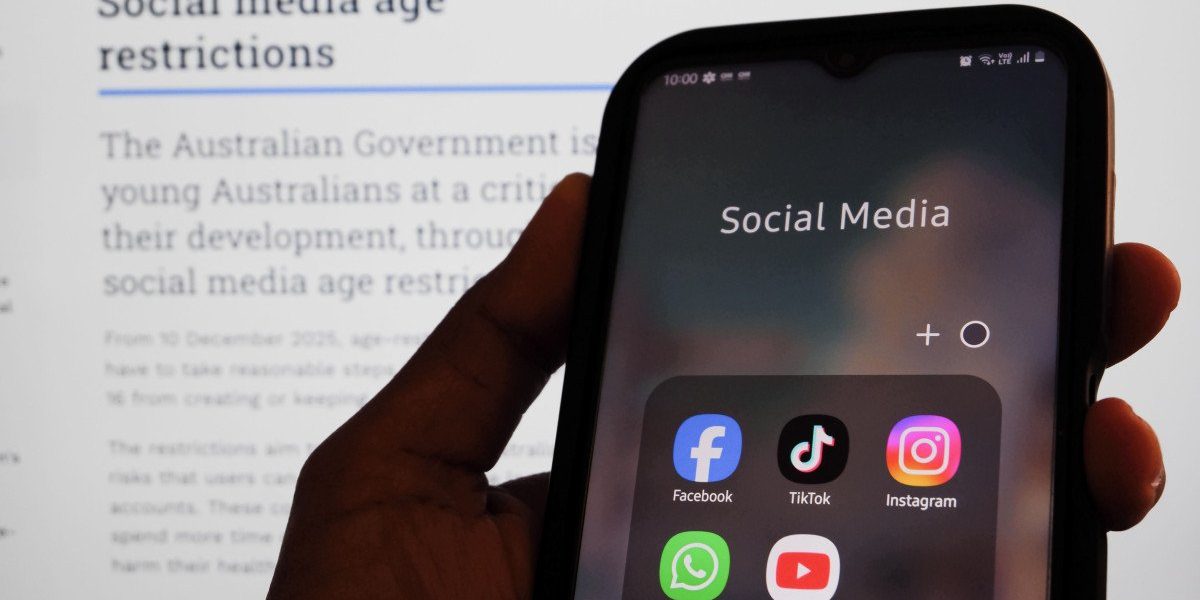 ATHENA, Grecia – Copiii cu vârsta sub 15 ani din Grecia nu vor mai avea acces la rețelele de socializare începând cu 1 ianuarie 2027