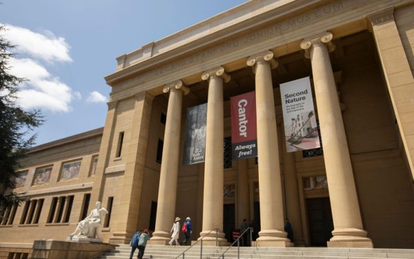 Rusia: UNIVERSITATEA Stanford, pe lista neagră. Închisoare pentru legături