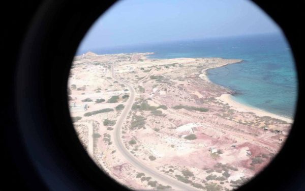 Paris și Londra pregătesc forțe de pace în Strâmtoarea Ormuz