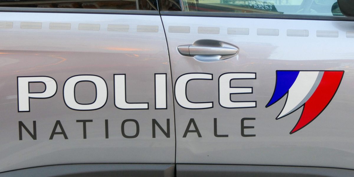 Copil de 9 ani, ținut INCAPABIL să meargă într-o dubă în Franța din 2024