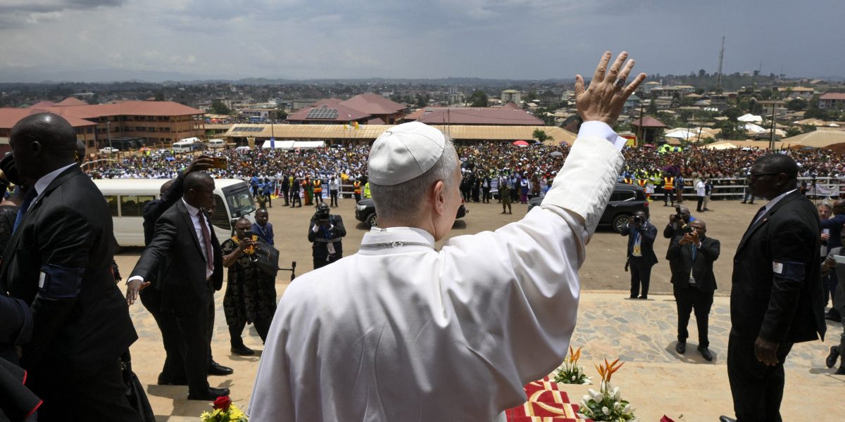 Leon vs. Donald: Războiul din umbră dintre Papă și Trump