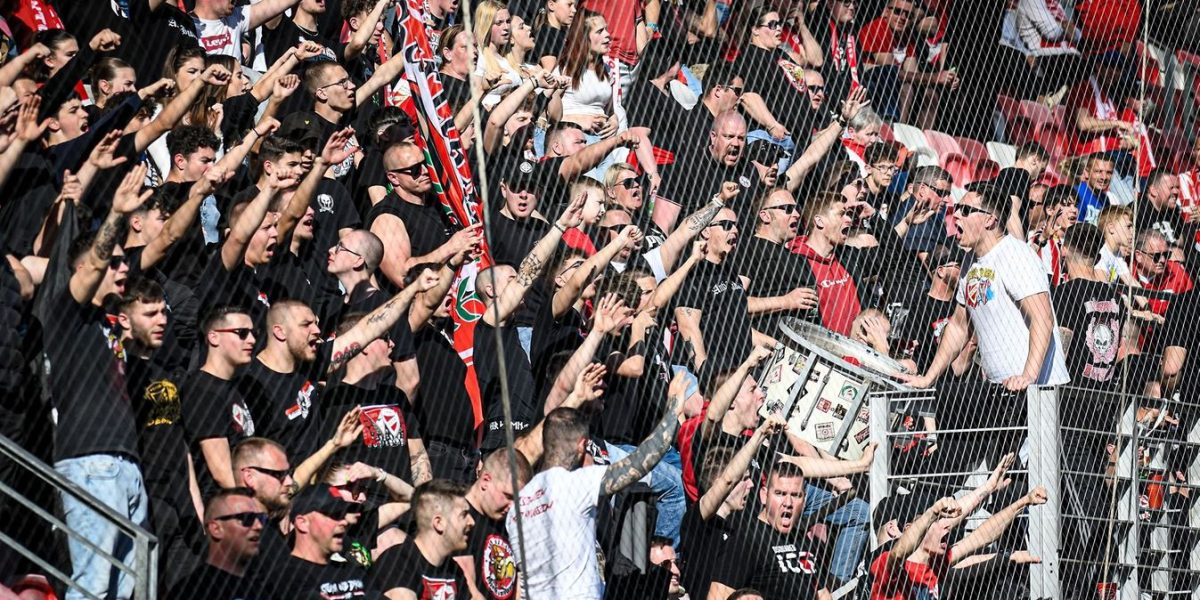 Fanii maghiari de la Diosgyőr, alături de echipă pân’ la capăt