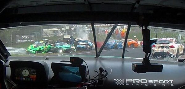 Pilot de curse mort și șase răniți pe circuitul Nurburgring