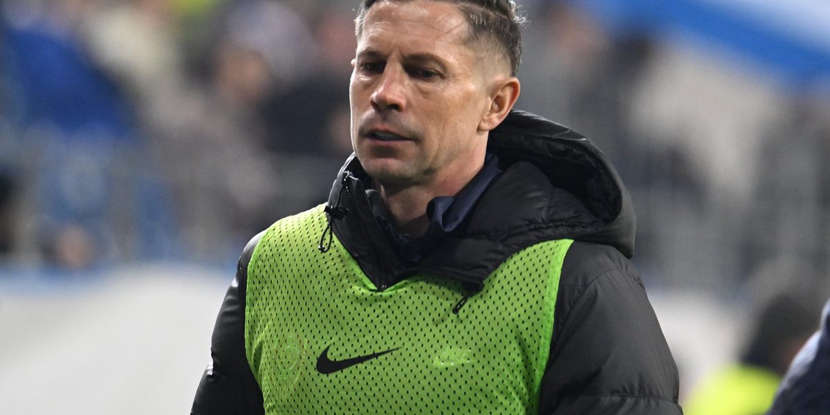 Lovitură pentru CFR Cluj după eșecul din Craiova și anunțul privind licența Europei CFR Cluj se află într-o situație complicată după primele trei etape din play-off, cu o singură victorie înregistrată