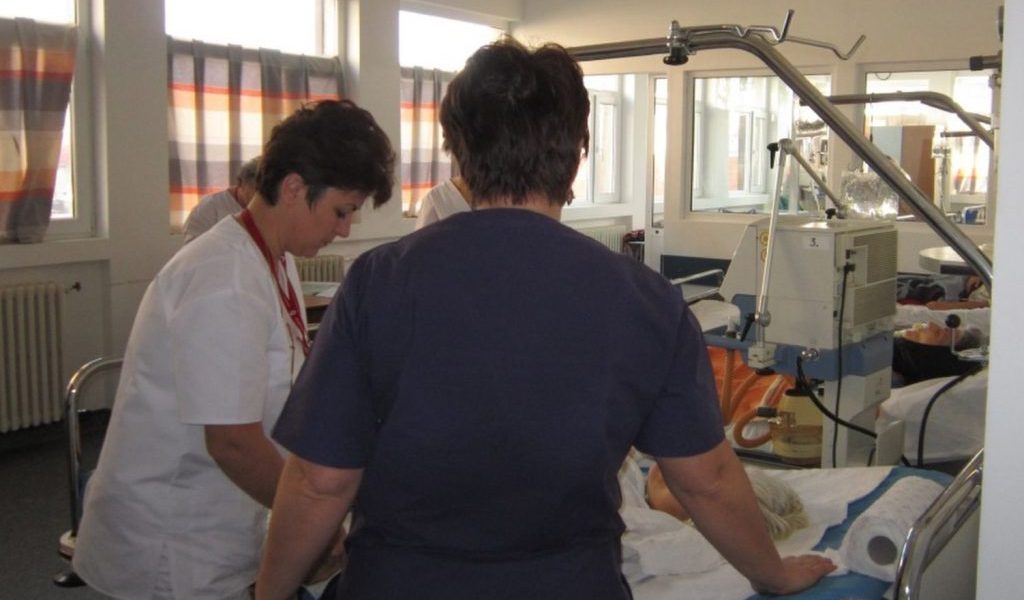 OAMGMAMR, partener în INTENSIV+: Îngrijire pentru pacienții critici