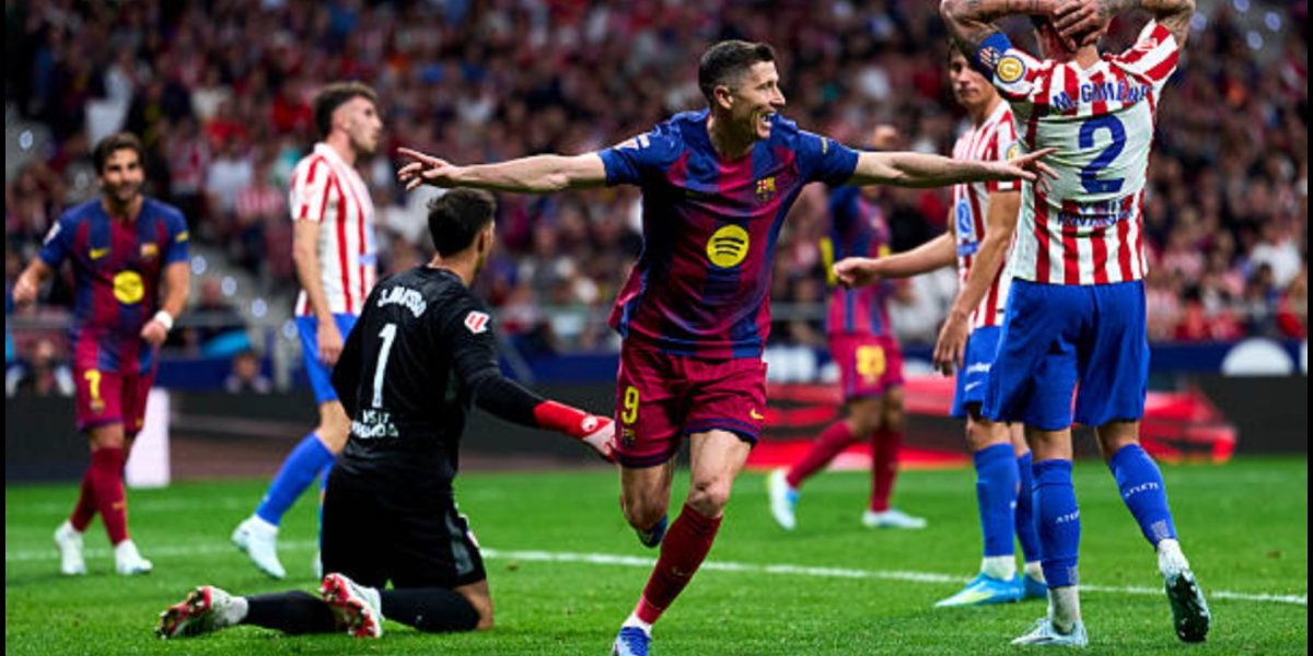 Barcelona s-a impus în derby-ul rundei cu numărul 30 din La Liga, 2-1 pe terenul lui Atletico Madrid, profitând de pasul greșit făcut de Real Madrid în partida de la Mallorca