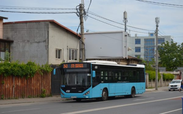 Autobuzele 102, 243 și N106, trasee schimbate în București, două nopți