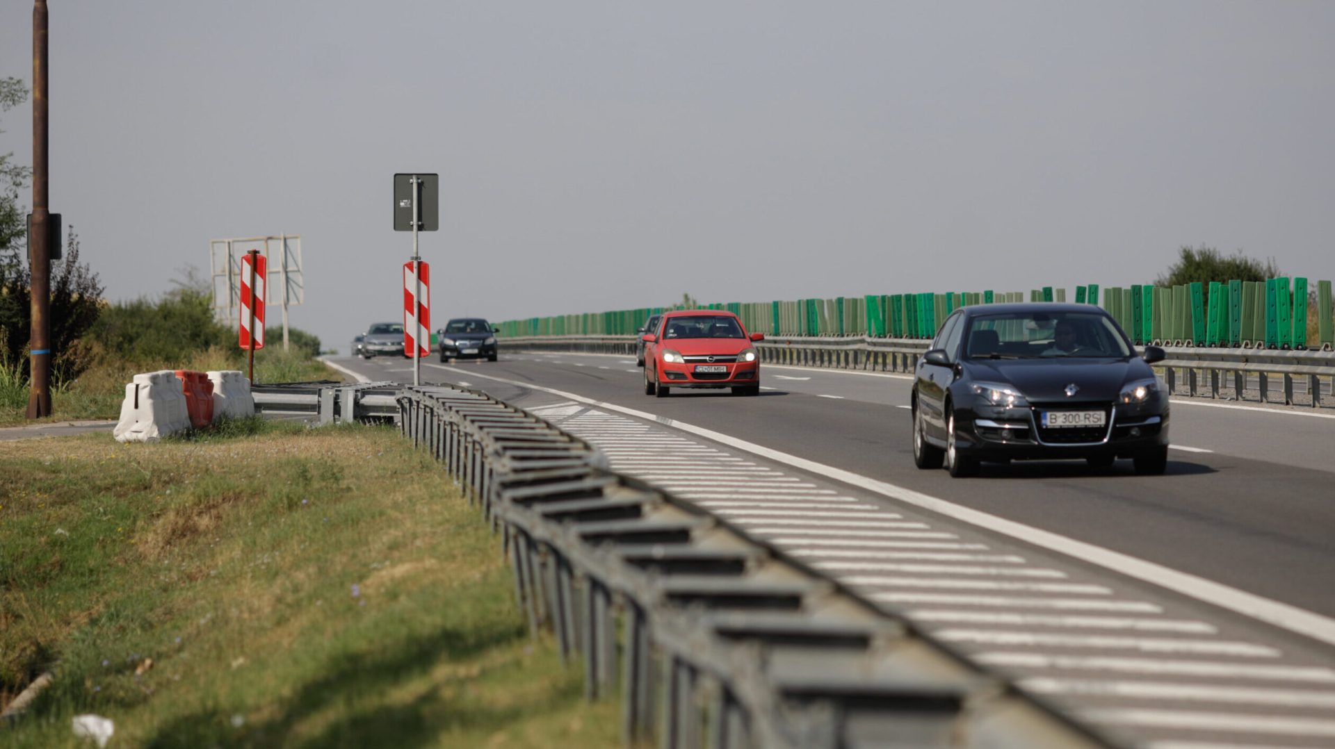 Circulația vehiculelor de peste 7,5 tone, restricționată de Paște pe drumurile din România Compania Națională de Administrare a Infrastructurii Rutiere (CNAIR) a anunțat restricții de circulație pentru vehiculele de mare tonaj, în perioada sărbătorilor Pascale