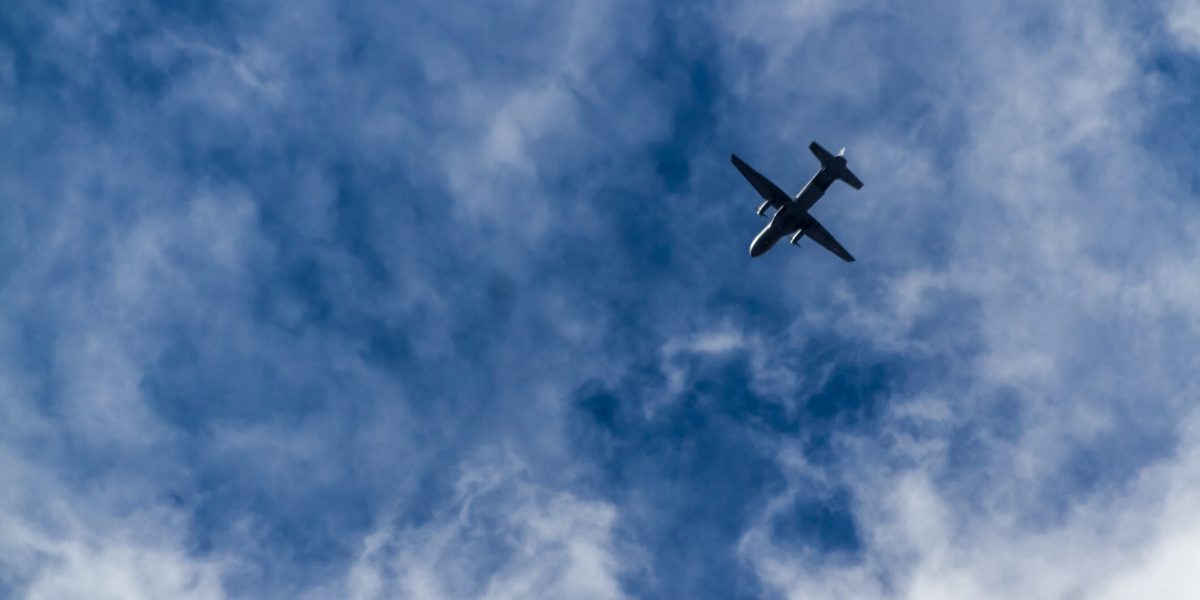 Avioane: Paturi în clasa economică și reguli noi pentru pasageri (FOTO)