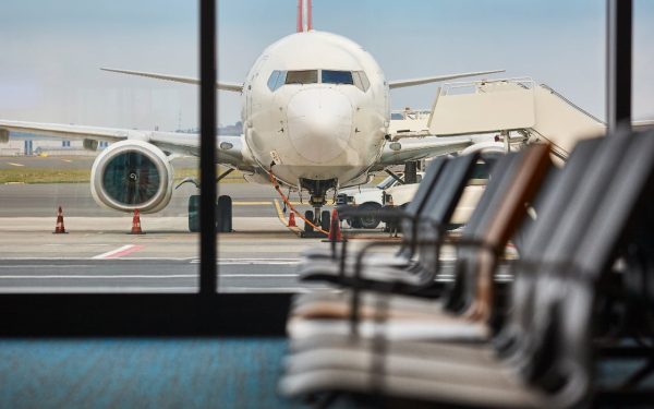 Greve MASIVE la Lufthansa: HAOS aerian în Germania, zboruri ANULATE