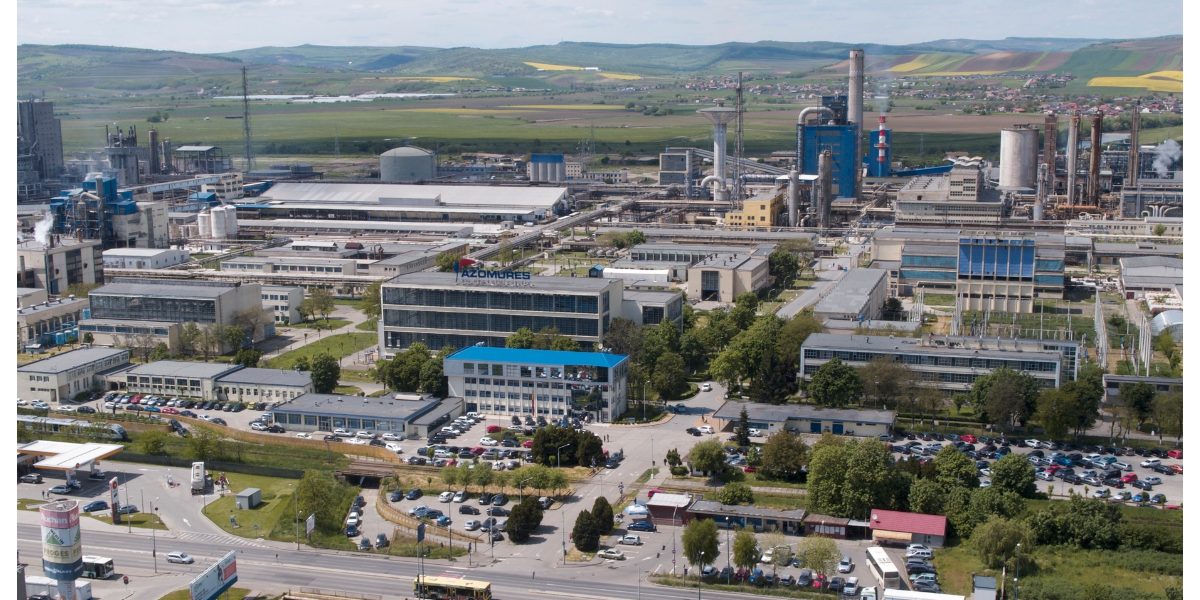 Azomureș, măcel la porțile șomajului: Sute de angajați, pe străzi. Proteste la Ministerul Energiei