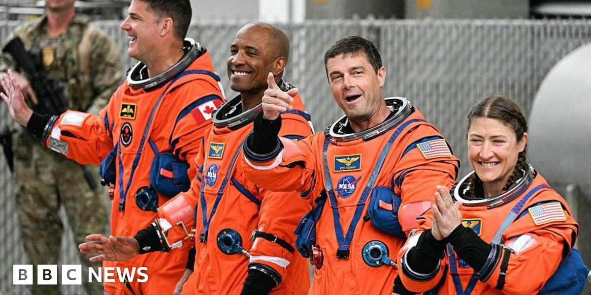 NASA a lansat oficial misiunea spre Lună, echipajul numindu-și capsula „Integrity” Odată cu ridicarea de pe pământ, misiunea spațială a NASA a intrat în noua etapă, echipajul de astronauți urcând în capsula “Integrity”, un simbol al valorilor de încredere, respect, onestitate și umilință, considerate fundamentale pentru succesul acestei expediții istorice