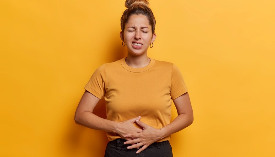 Burtă plată după masă: Specialiștii dezvăluie trucurile anti-balonare