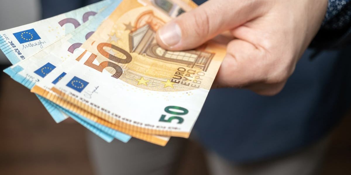 Leguma-fantomă, vedetă la APIA: 180 €/ha, dar nu ajunge în piață