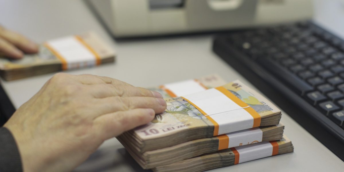 Guvernul mărește plafonul pentru împrumuturile locale la 3 miliarde lei