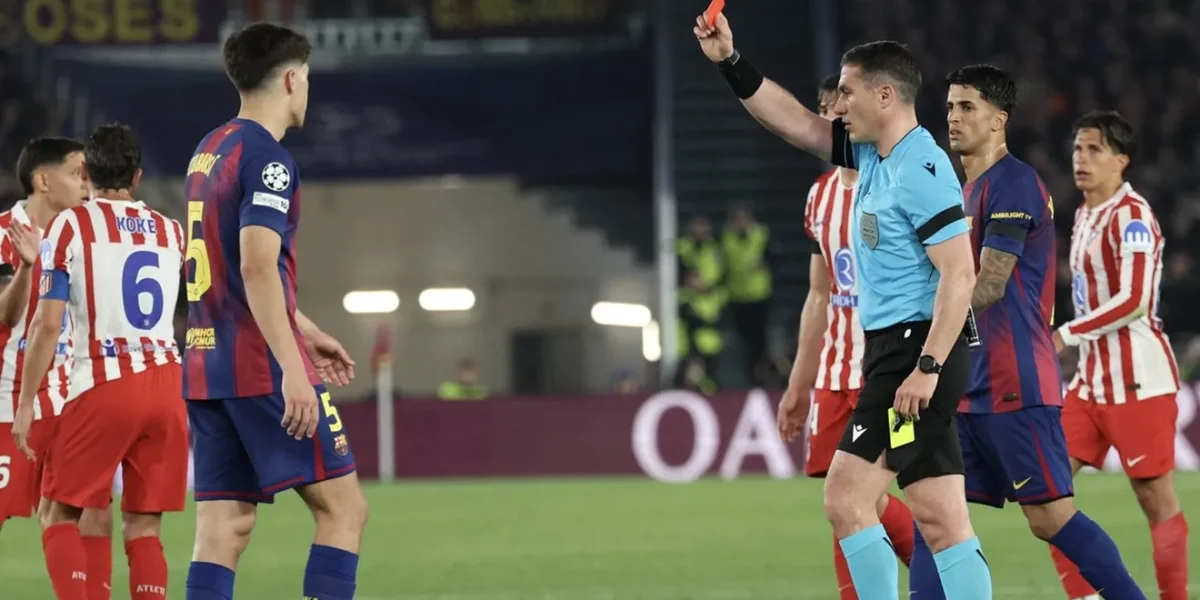 FC Barcelona ia în calcul să depună o plângere oficială la UEFA după arbitrajul lui Istvan Kovacs în meciul din sferturile de finală ale Ligii Campionilor cu Atletico Madrid