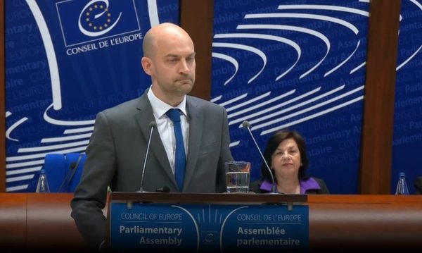 Franța cere Tribunal Special pentru crimele de război din Ucraina. Liderii ruși, puși la zid