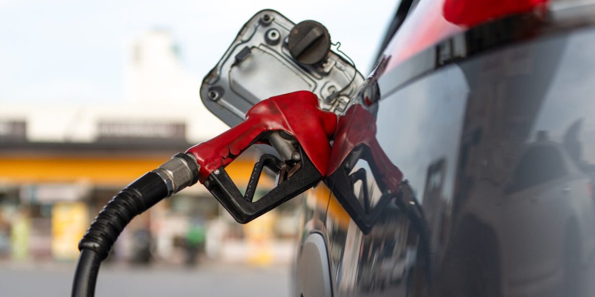 Prețurile carburanților din România, 7 aprilie 2026: Variabilitate accentuată între regiuni Astăzi, prețurile la carburanți din România continuă să prezinte diferențe semnificative de la o zonă la alta