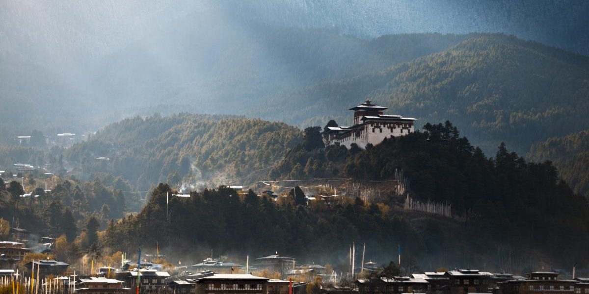 Bhutan, șoc pe piața crypto: A vândut 70% din Bitcoin. Oprire minare?