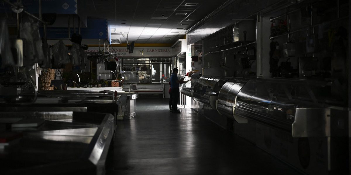 Curentul electric, PRAF! Atacul Rusiei a lăsat sute de mii de ucraineni în beznă, Cernihiv