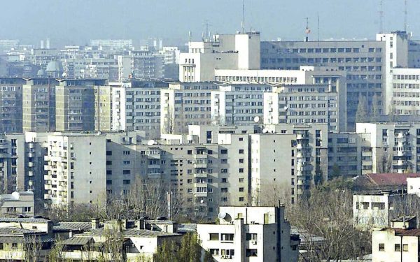 Prețurile locuințelor au crescut vertiginos în Uniunea Europeană în ultimul deceniu, dar în România, ajustarea la inflație arată o realitate diferită