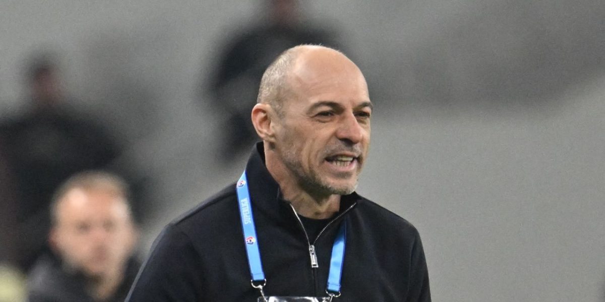 Andone, FURIBUND după meciul cu CFR: „Să vină Bîrsan, să nu mai jucăm!”