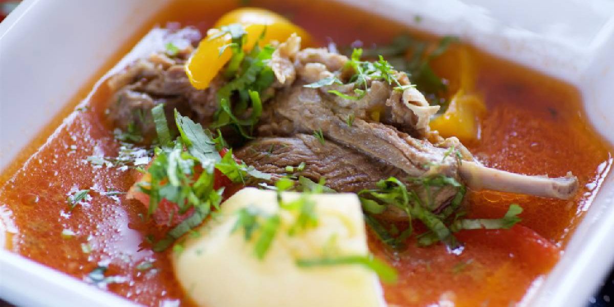 Ce pățește corpul tău când mâncarea abundentă sparge postul