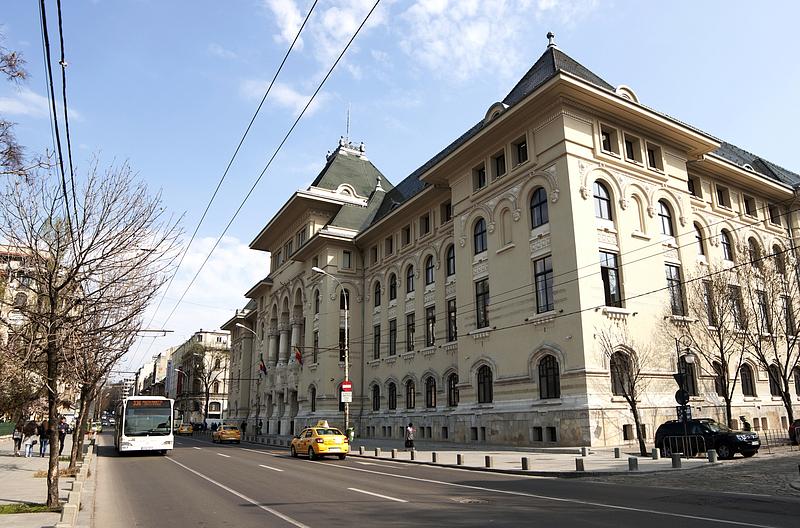 București devine primul oraș din România care va avea un sistem de adăposturi pentru perioadele de caniculă sau ger, după ce Consiliul General a aprobat, joi, 2 aprilie, înființarea unei rețele de adăposturi climaterice