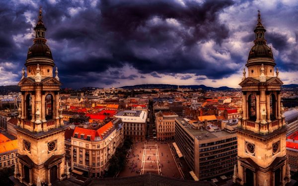 Ungaria, în fața unei noi ere: Ce planuri are Peter Magyar?