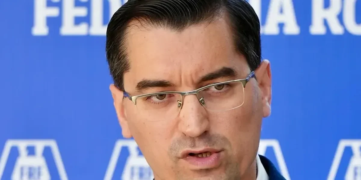 Tribunalul București a respins ordonanța președințială depusă de Ilie Drăgan pentru suspendarea alegerilor din cadrul Federației Române de Fotbal (FRF), decizie publicată recent în motivarea oficială