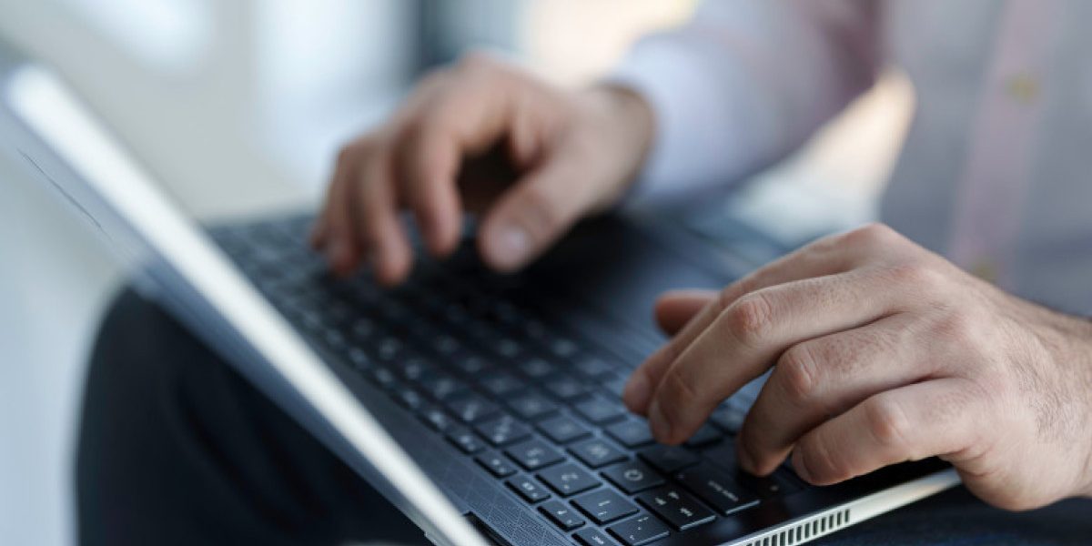 Atenție la mesajele false: DNSC avertizează România