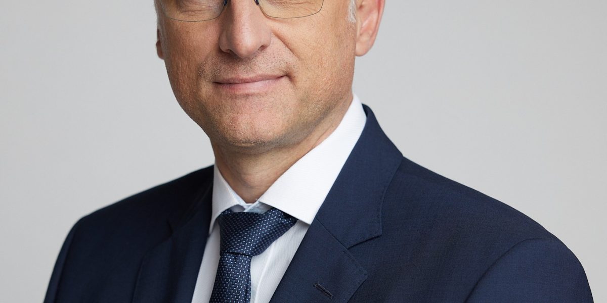 Groupama: Prime nete de peste 4,9 miliarde lei în 2025, daune de peste 2,3 miliarde