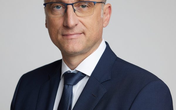 Groupama: Prime nete de peste 4,9 miliarde lei în 2025, daune de peste 2,3 miliarde