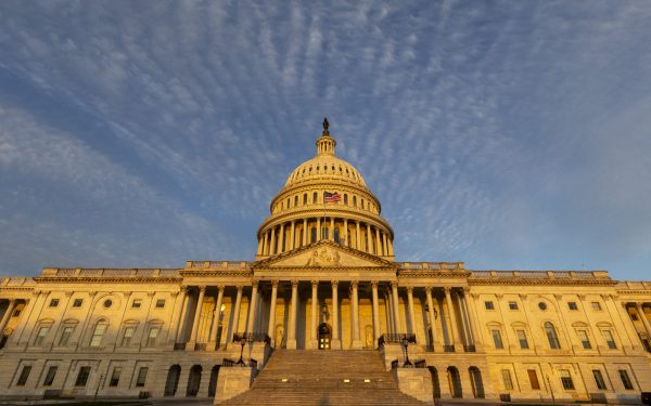 Republicanii din SUA, zid în fața opririi războiului din Iran