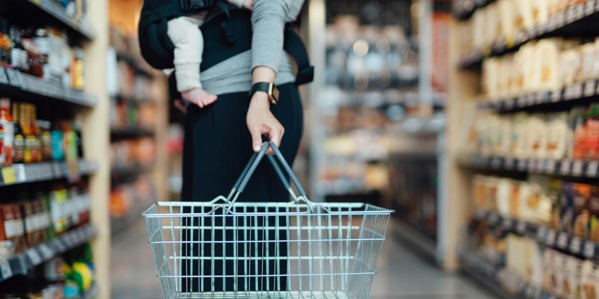 Costul mesei de Paște din 2026 pentru o familie cu doi copii din România economist: intrăm în săptămâna patimilor financiare