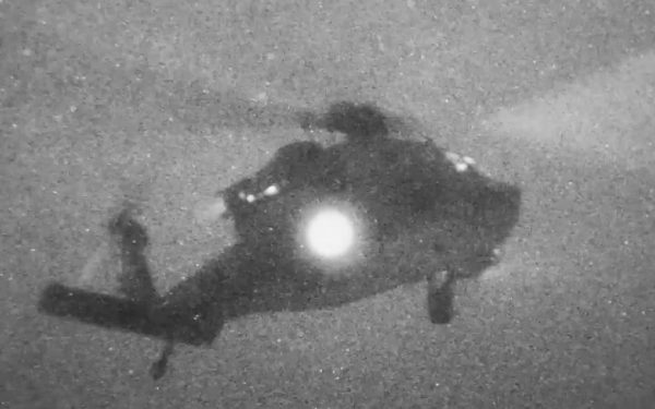 Marini pe Touska: Scenă nocturnă cu rapelul pe vasul Iranian