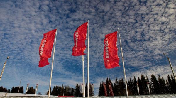 Ce se întâmplă cu benzinăriile LUKOIL din România și Europa