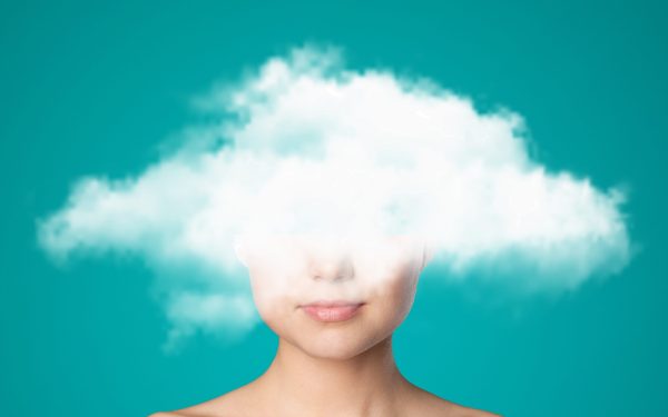 Creierul atacat de virusuri: Cum afectează infecțiile memoria și atenția