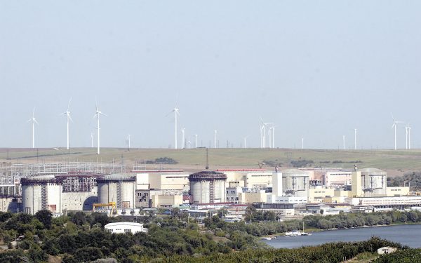 CE vrea nucleară, dar anchetează Cernavodă. Miliarde în verde, fără probleme!