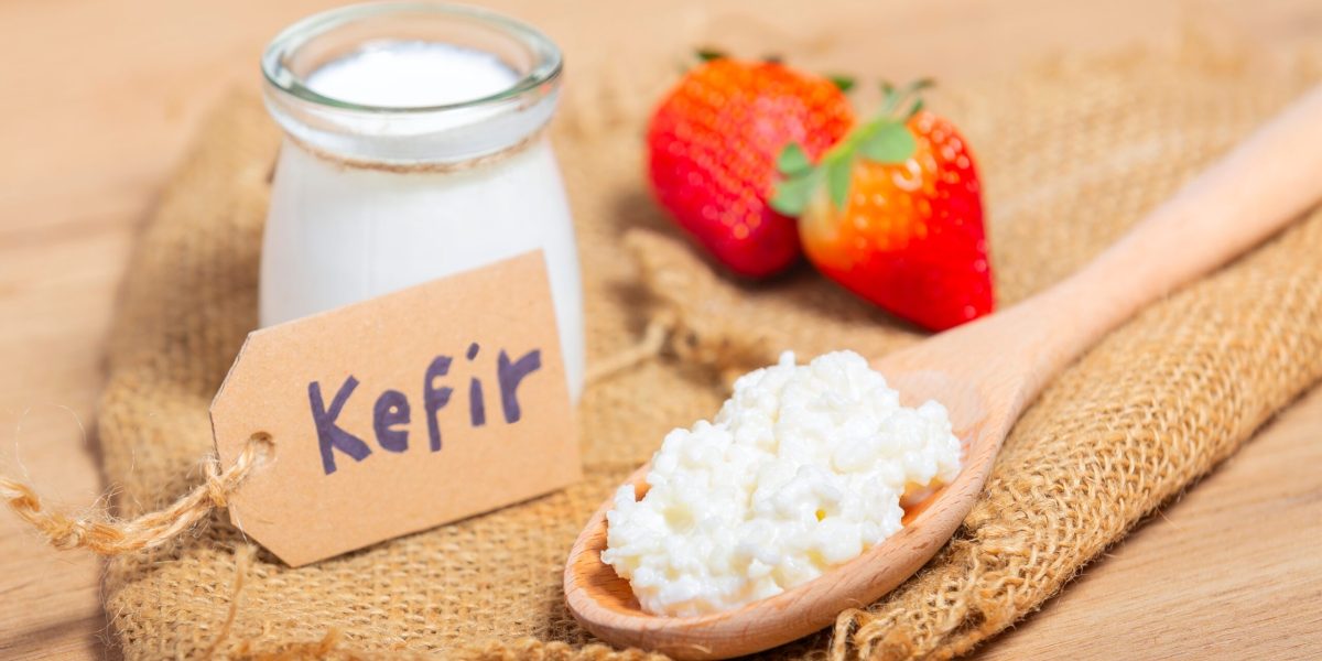 Chefir sau iaurt: Luptă pentru sănătate. Care e mai bun?