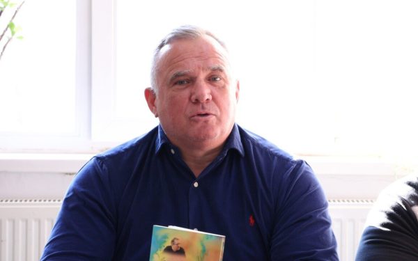 Clămparu, „Cap de porc”, de la rețeaua de prostituție la poezie, în Aiud