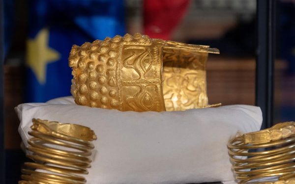 MNIR, atac dur la demnitatea României: Furtul Coifului de la Coțofenești, condamnat în Olanda