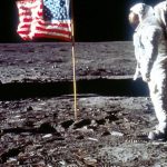 Conspiraționiștii români, sceptici față de misiunea Artemis 2: „Nu e adevărat!”