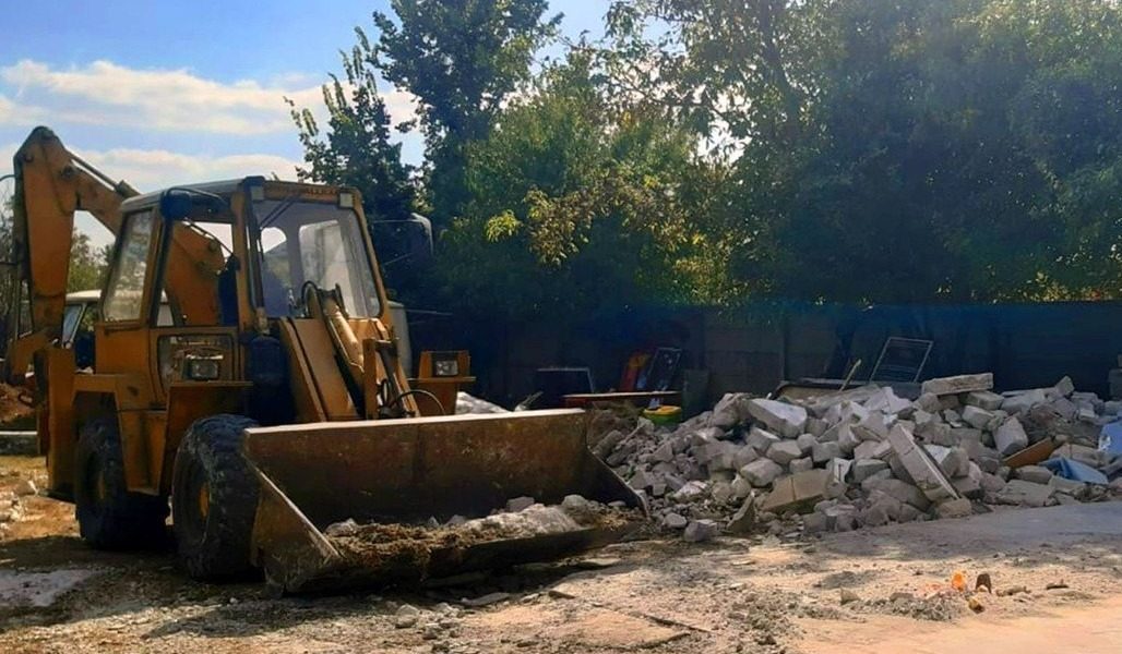 Fire peste București: Gabriela Firea, ordin de demolare pentru 55 de construcții ilegale