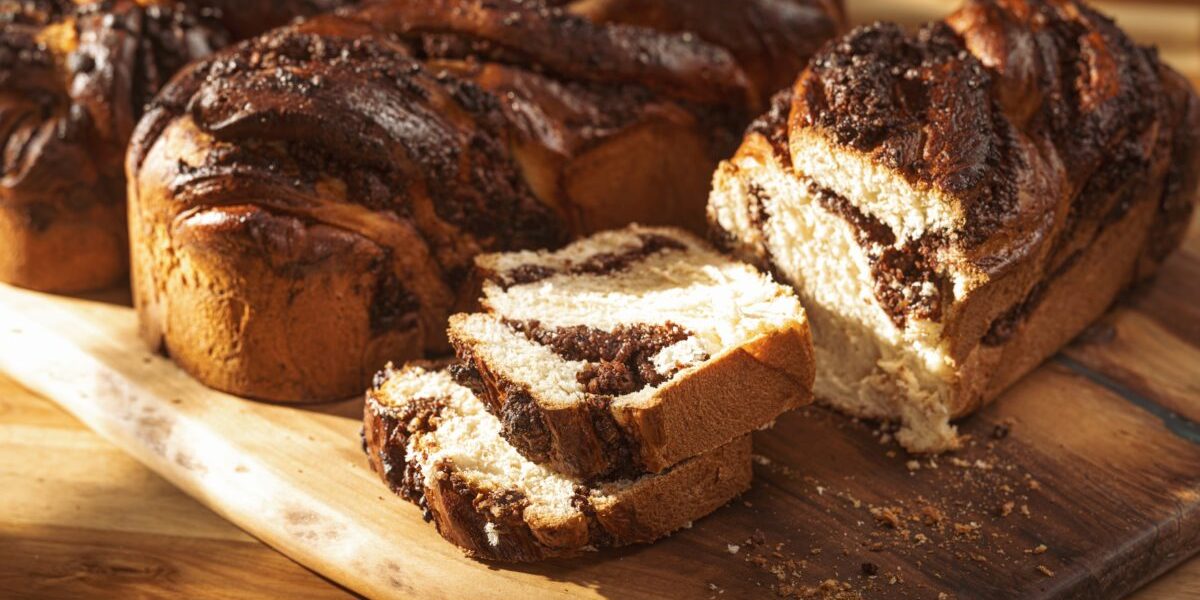 Pot diabeticii mânca cozonac? Sfaturi esențiale și alternative pentru Sărbători