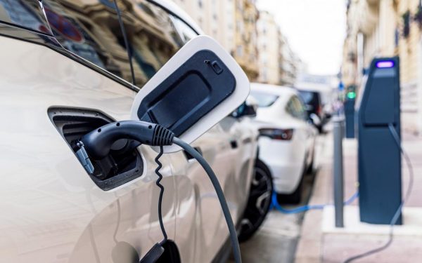 Crește AVIÂNTUL electric: Ce schimbă Europa, după ce tranziția a eșuat?