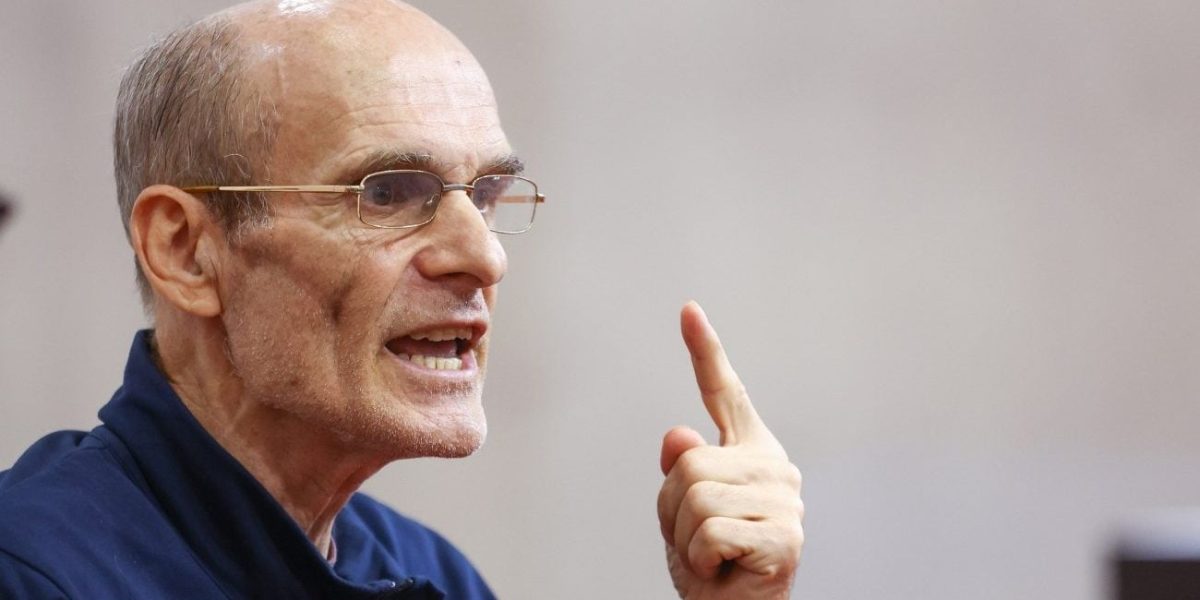 Cristian Tudor Popescu, mesaj șocant de Paște: „Lăcuste și semințe!”