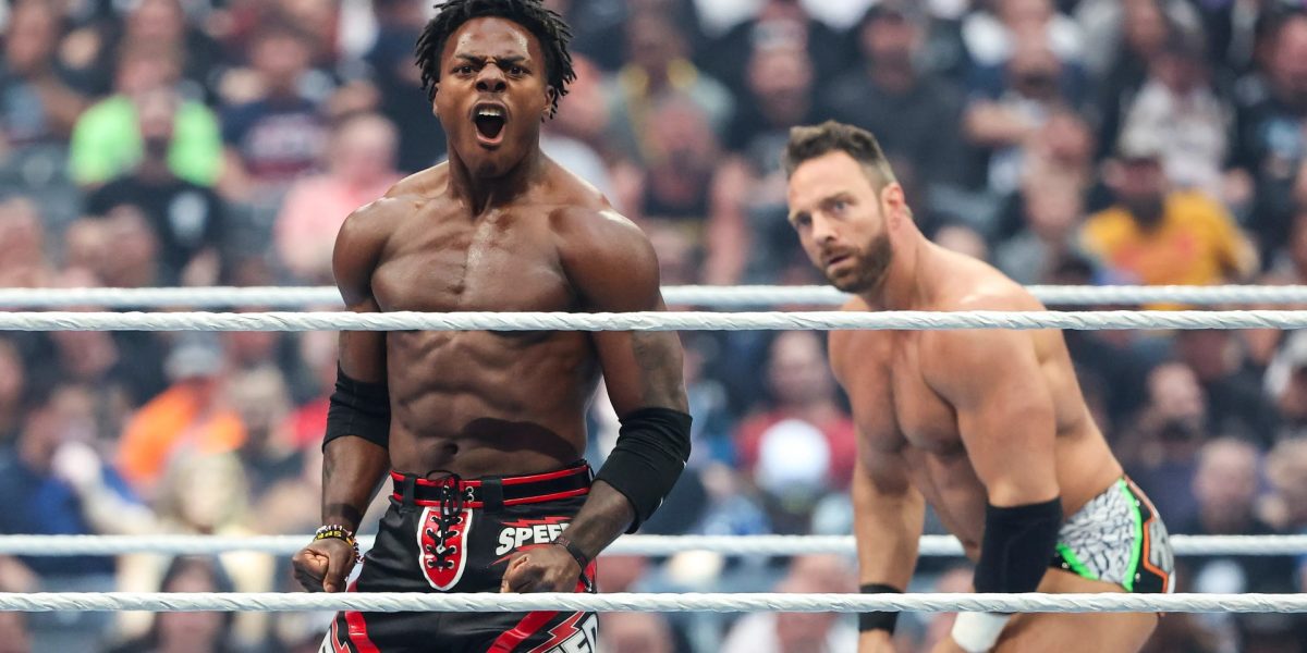PAIGE revine ȘOCANT în ring! CODY RHODES și RANDY ORTON, duelul serii